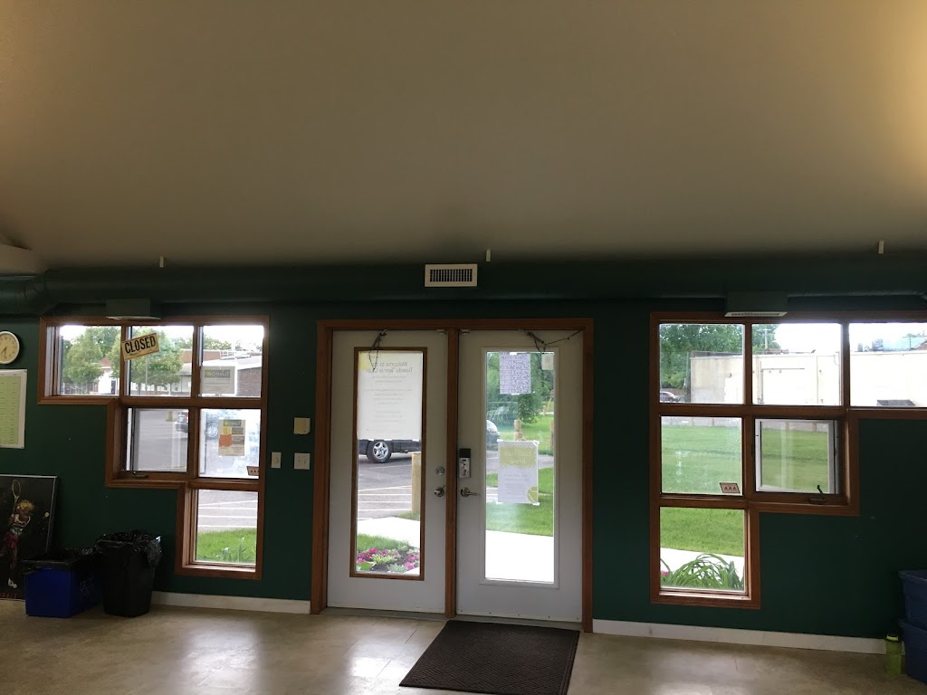 Tuxedo Tennis Club | 370 Southport Blvd, Winnipeg, MB R3P 0S9, Canada | Phone: (204) 837-3766