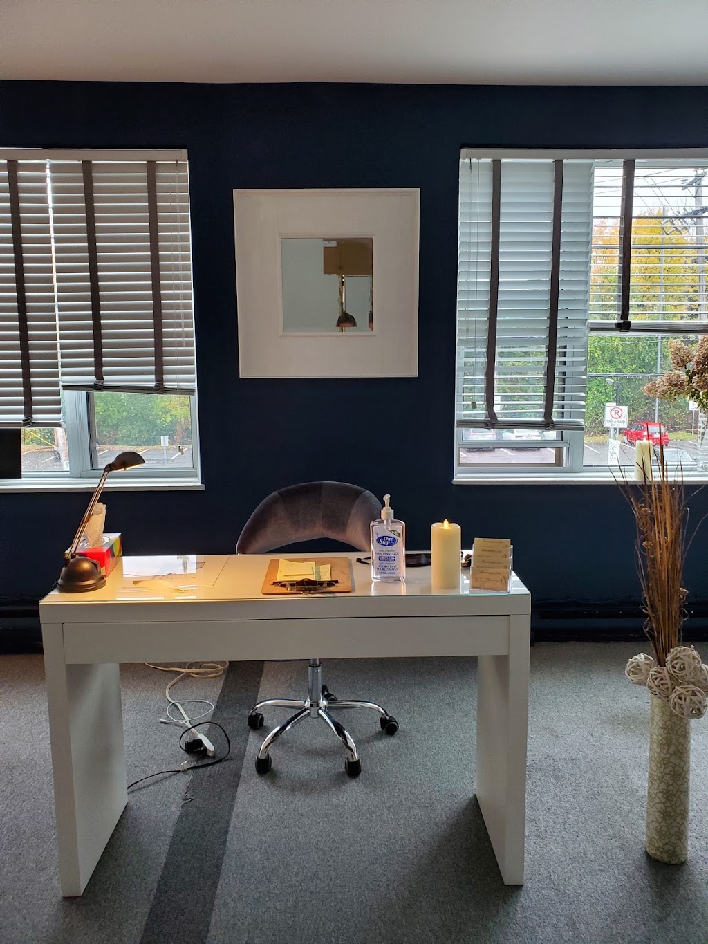 Massotherapie Ivess | 173 Av. Cartier, Pointe-Claire, QC H9S 4R9, Canada | Phone: (438) 868-7745