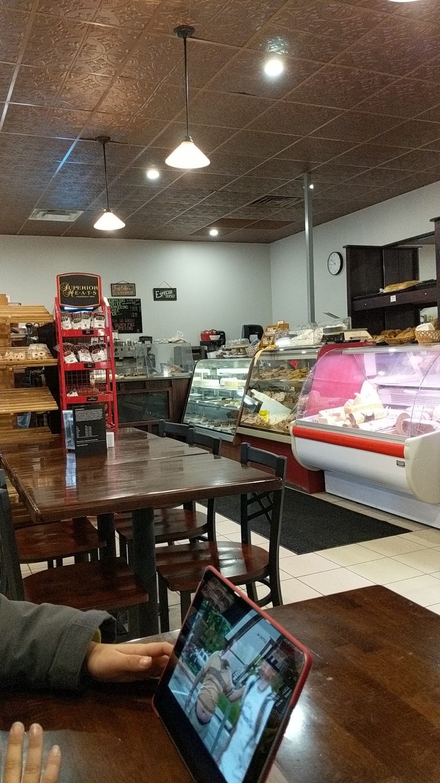 Brunos Bakery & Café | 808 Innisfil Beach Rd, Innisfil, ON L9S 2C3, Canada | Phone: (705) 315-1661