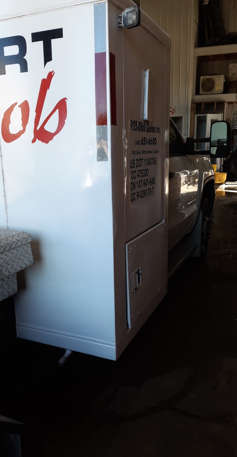 Transport Bob | 7590 Bd Wilfrid-Hamel, Québec, QC G2G 1C1, Canada | Phone: (418) 651-6600