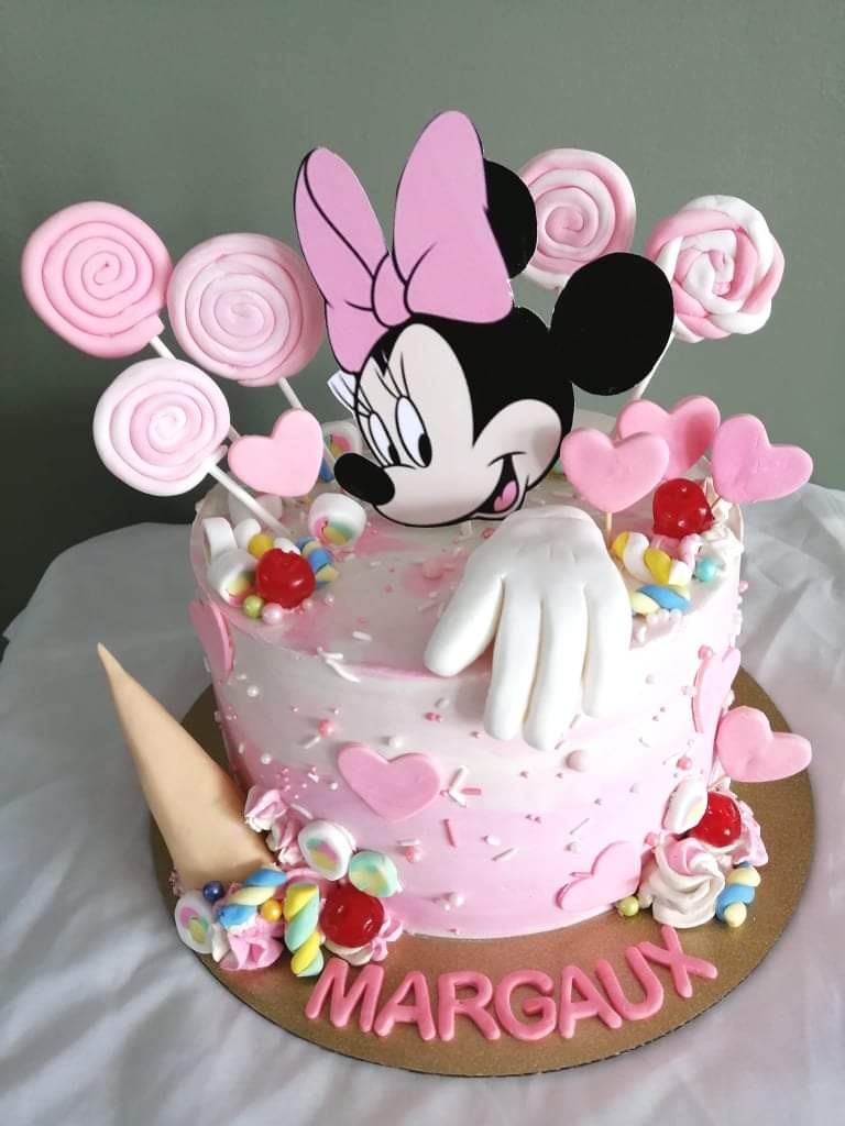 Cakes by Sheng | 56 Nova Terrace, Dartmouth, NS B2V 1A9, Canada | Phone: (902) 292-6680