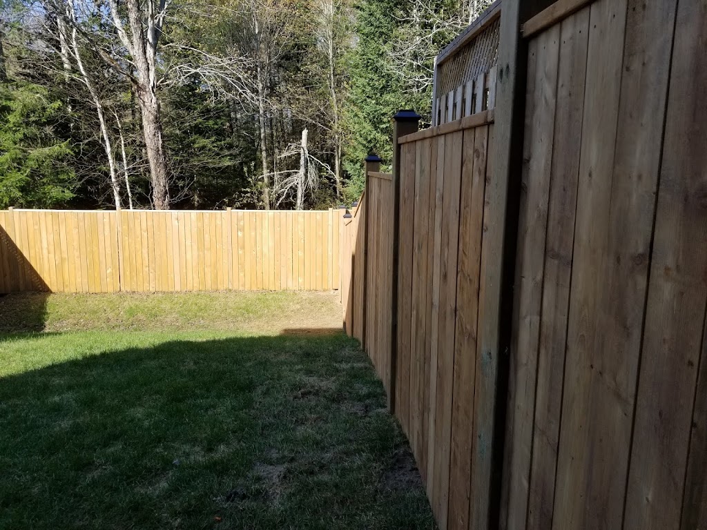 Bracebridge Fencing | 53 Little Ryans Way, Bracebridge, ON P1L 0C3, Canada | Phone: (705) 706-4909