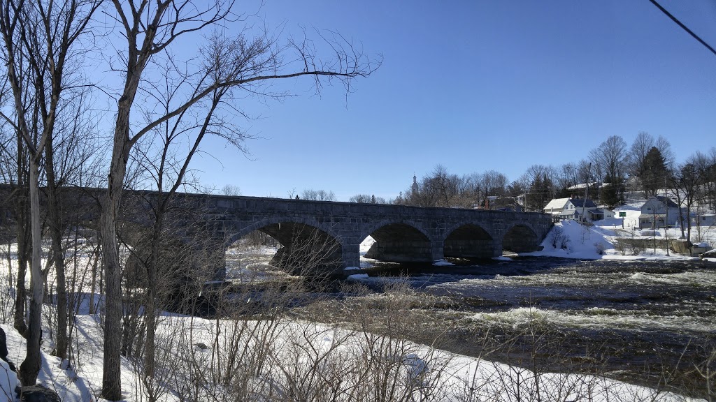 Pakenham Bridge Conservation Area | 4880 Kinburn Side Rd, Pakenham, ON K0A 2X0, Canada
