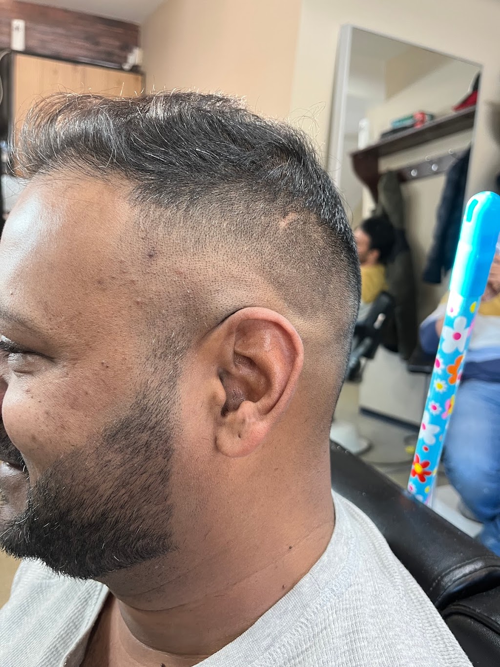 Lucky Barber shop | 450 St Annes Rd, Winnipeg, MB R2M 3C8, Canada | Phone: (204) 216-0035