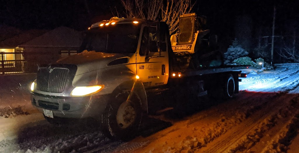 LCS Hauling & Towing | 885 Fishermans Cir, Parksville, BC V9P 1Z4, Canada | Phone: (250) 248-5449