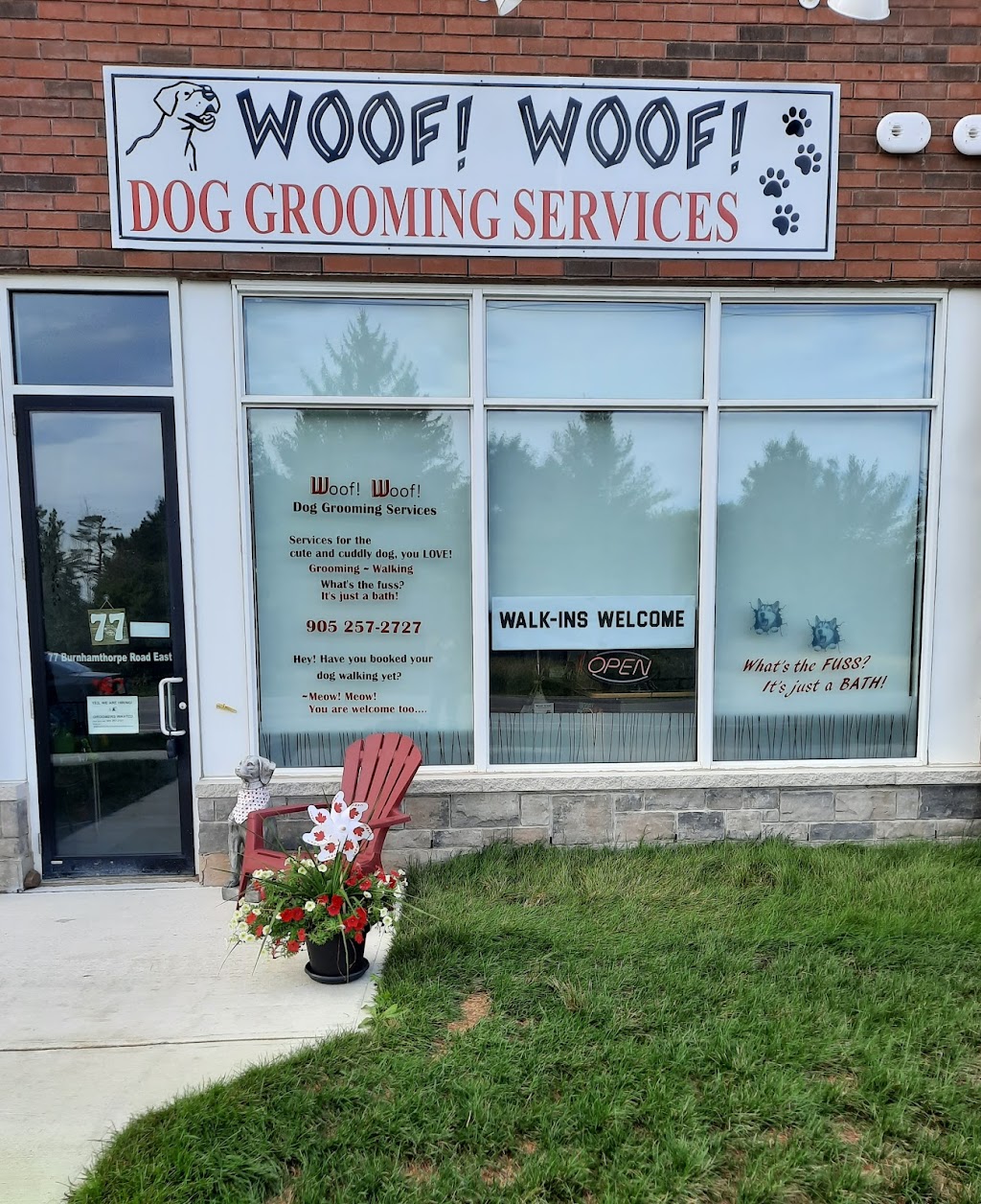 Woof Woof Dog Grooming Services | 77 Burnhamthorpe Rd E unit #comm, Oakville, ON L6H 7C8, Canada | Phone: (905) 257-2727