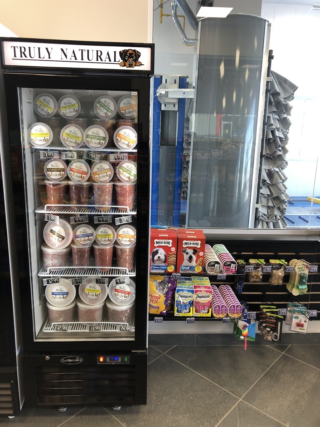 Shine Variety | 2070 Rymal Rd E, Hannon, ON L0R 1P0, Canada | Phone: (905) 692-8445
