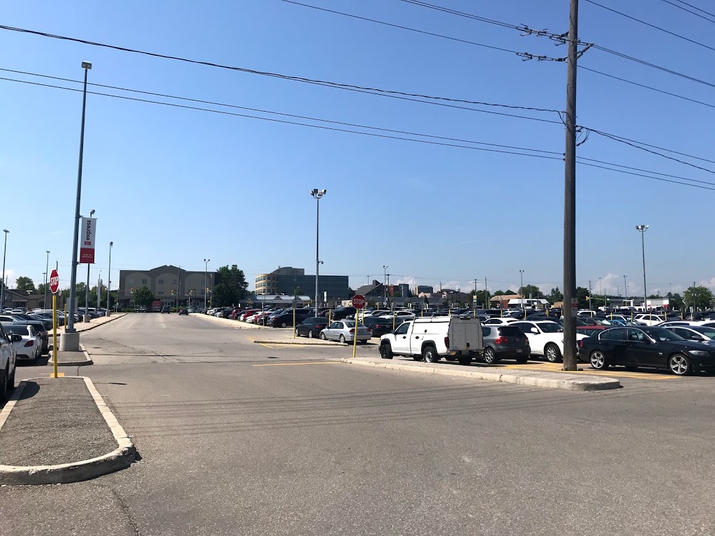 Oakville Go Station Parkade | 155 Cornwall Rd, Oakville, ON L6H 0E8, Canada | Phone: (416) 869-3200
