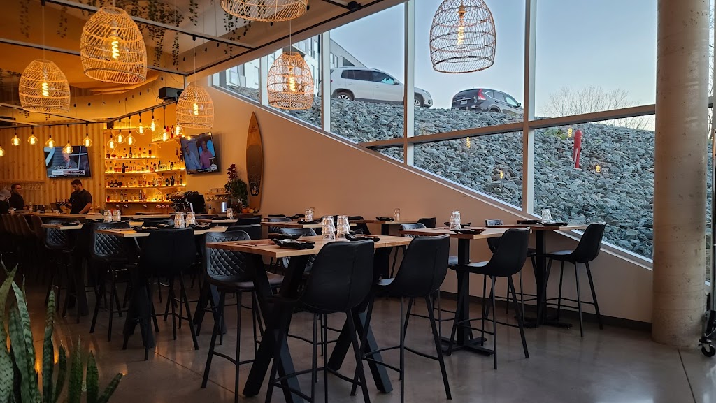 Pura Vida Bistro | 3000 12e Avenue N, Sherbrooke, QC J1H 5H3, Canada | Phone: (819) 566-8686