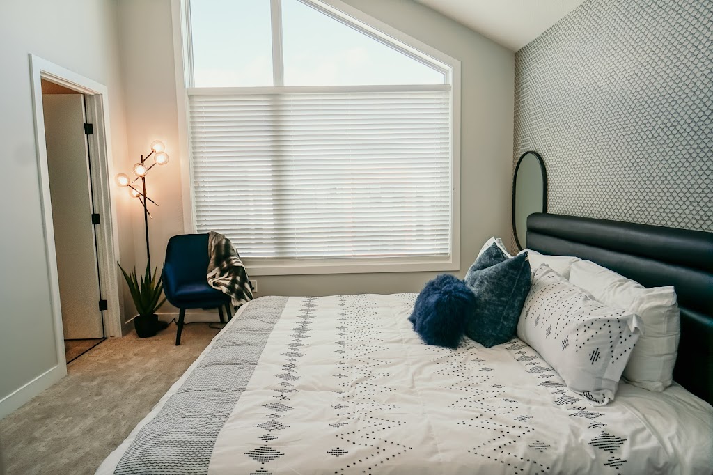 Cantiro Townhomes at ONE at Keswick | 1727 Keene Cres SW, Edmonton, AB T6W 4B6, Canada | Phone: (587) 855-4285