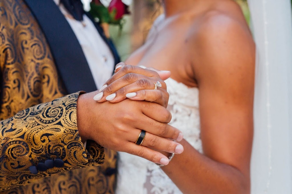 Simple Elegance Events | 50 Rabbit Ln, Etobicoke, ON M9B 5S6, Canada | Phone: (647) 821-7256
