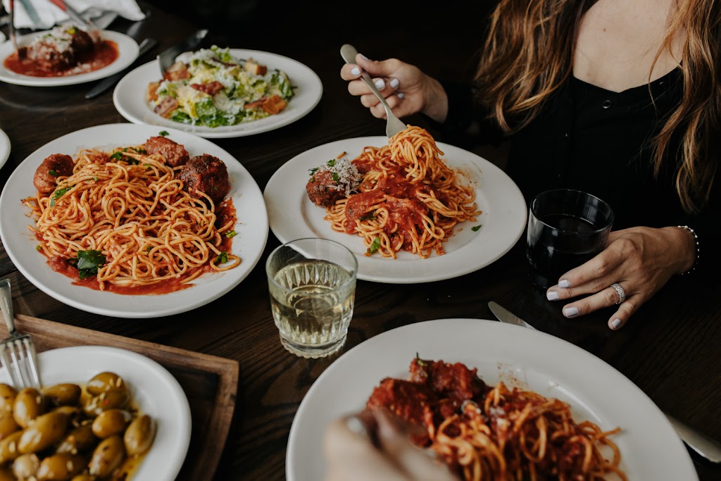 Siennas | 403 Roncesvalles Ave, Toronto, ON M6R 2N1, Canada | Phone: (416) 901-4899