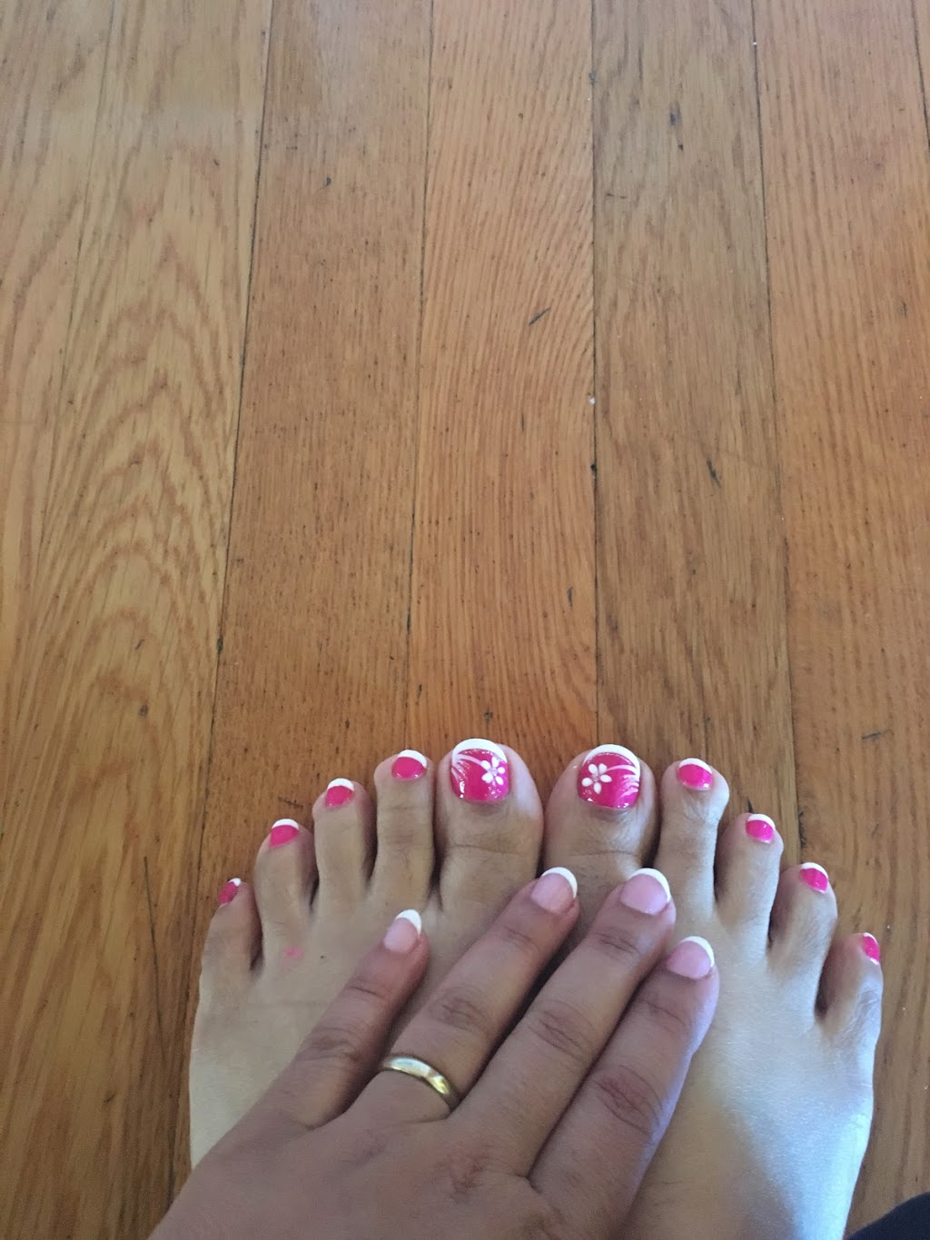 Loris Nails & Spa | 9045 Airport Rd, Brampton, ON L6S 0B8, Canada | Phone: (905) 793-9348