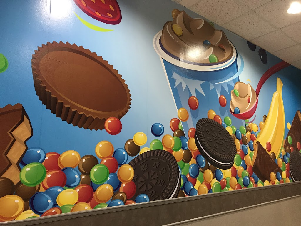 Dairy Queen | 1641 Lakeshore Rd W, Mississauga, ON L5J 1J4, Canada | Phone: (905) 822-8352