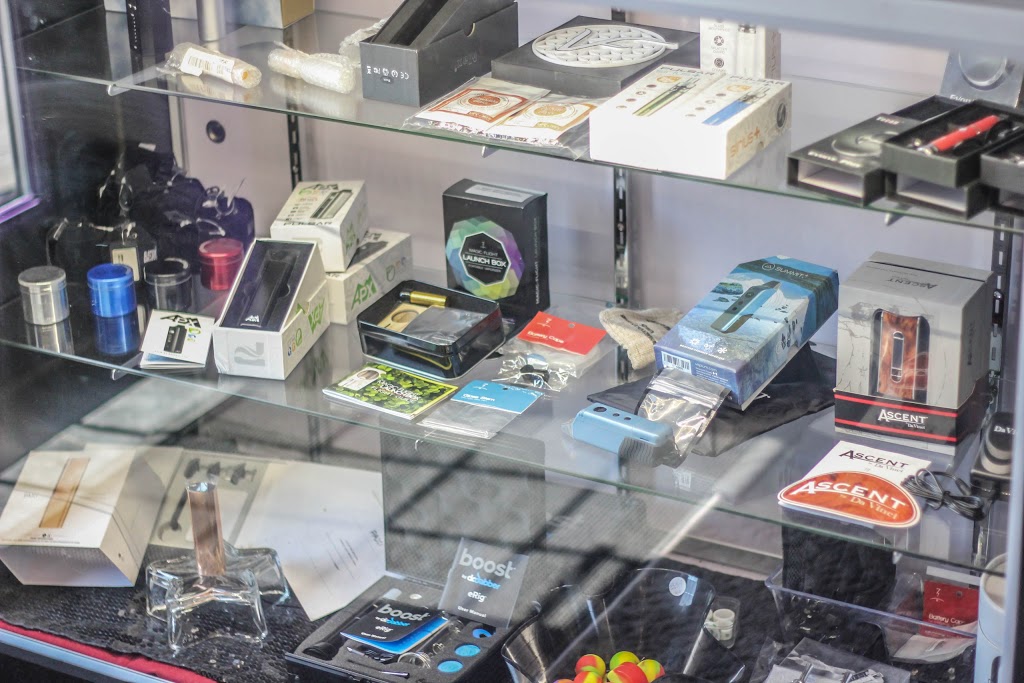 Ideal Vapes | 48 Summit Ave, Hamilton, ON L8V 2R8, Canada | Phone: (905) 962-4339