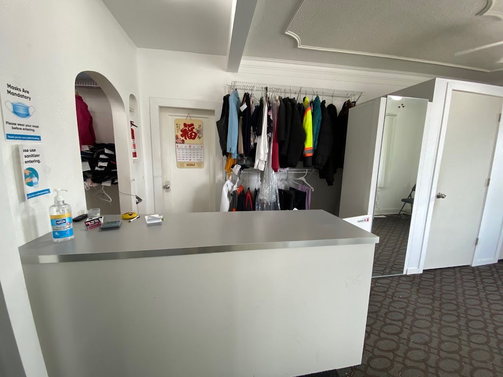 Kildonan Tailor | 736 Regent Ave W, Winnipeg, MB R2C 1S4, Canada | Phone: (204) 615-5857