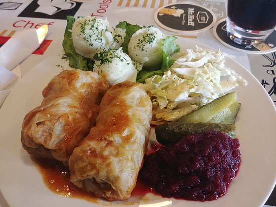 Elvis Victoria House Deli | 1005 Garrison Rd, Fort Erie, ON L2A 1N8, Canada | Phone: (905) 380-4026