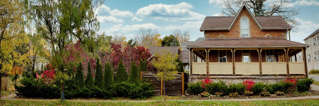 Sophie Hogan Photography Studio | 48 E Mill St, Elora, ON N0B 1S0, Canada | Phone: (519) 803-1635