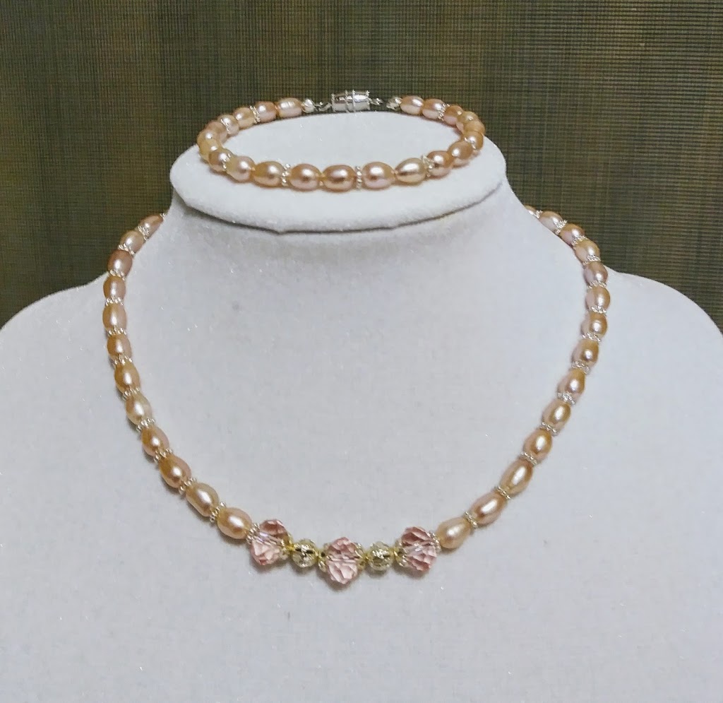 AuntJaynesGifts.etsy.com | 1376 Killarney Beach Rd, Lefroy, ON L0L 1W0, Canada | Phone: (705) 456-9171
