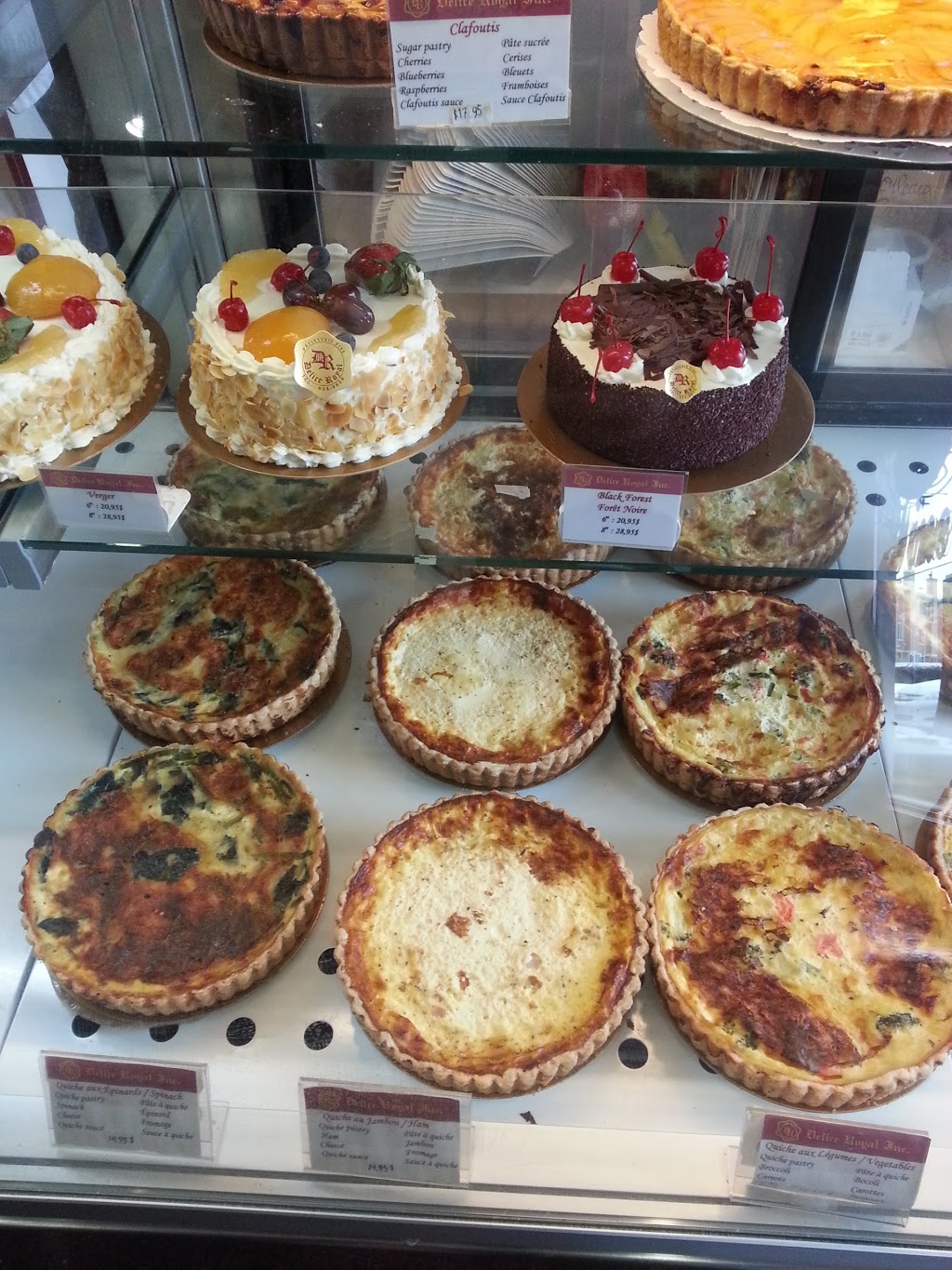 Délice Royal Bakery | 1600 Forest Valley Dr, Orléans, ON K1C 6X7, Canada | Phone: (613) 834-8838