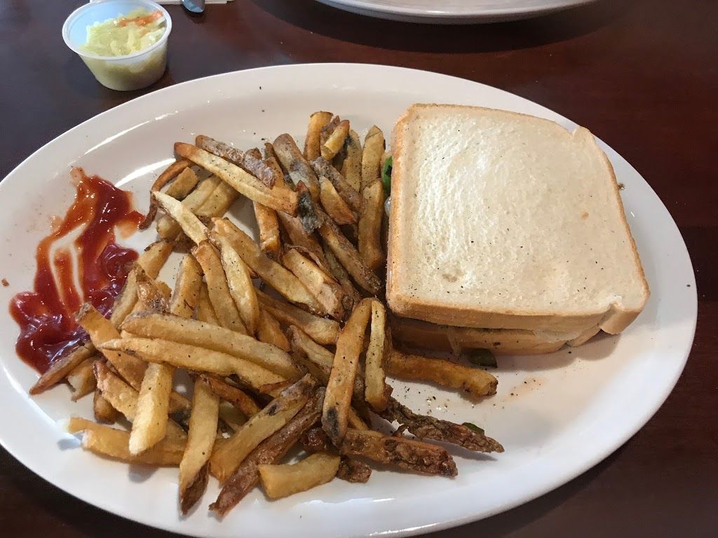 Sociables Pub and Eatery | 25 Main St, Springhill, NS B0M 1X0, Canada | Phone: (902) 763-3100