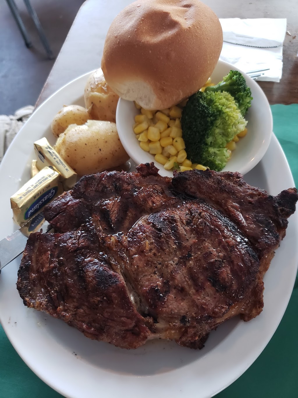 Boston Hotels Steak & Crab | 5555 Genesee St, Lancaster, NY 14086, USA | Phone: (716) 681-6938