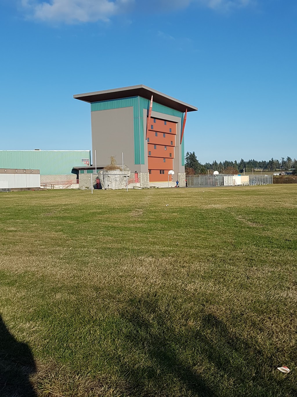 Stellys Secondary School | 1627 Stellys Cross Rd, Saanichton, BC V8M 1S8, Canada | Phone: (250) 652-4401
