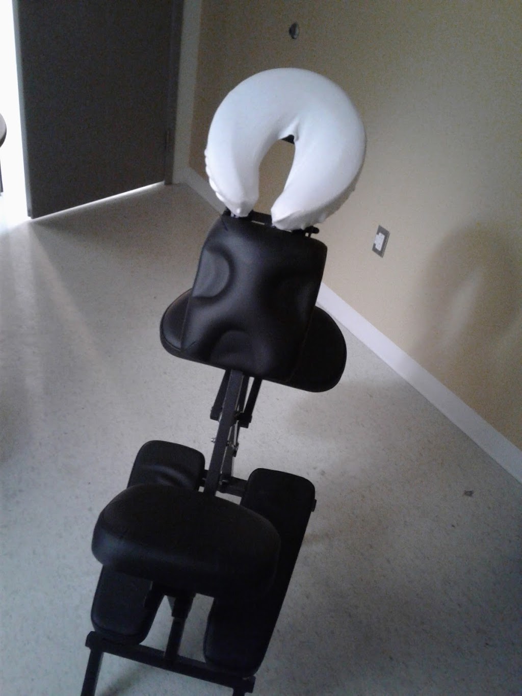 Therapeutic Massage center | 910 Av. Marier, Vaudreuil-Dorion, QC J7V 0Z1, Canada | Phone: (579) 490-3077