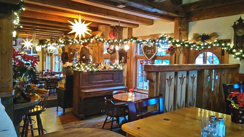 Gasthaus on the Lake | 5790 Beach Ave, Peachland, BC V0H 1X6, Canada | Phone: (250) 767-6625