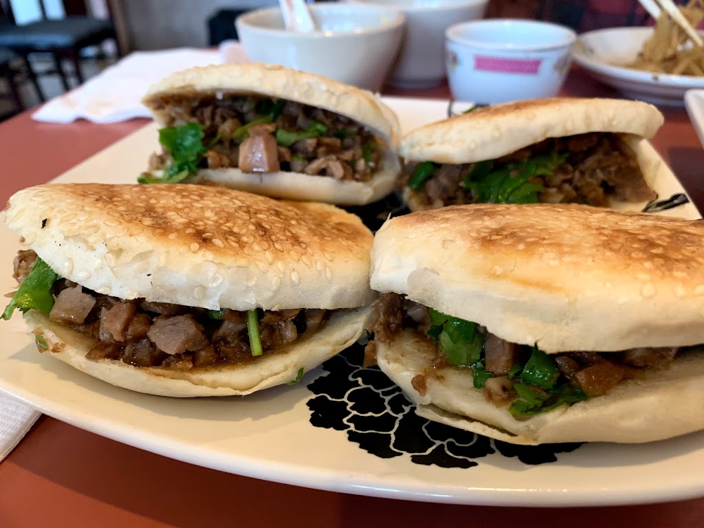 Golden Dragon | 33550 South Fraser Way #2, Abbotsford, BC V2S 5G7, Canada | Phone: (604) 853-3878