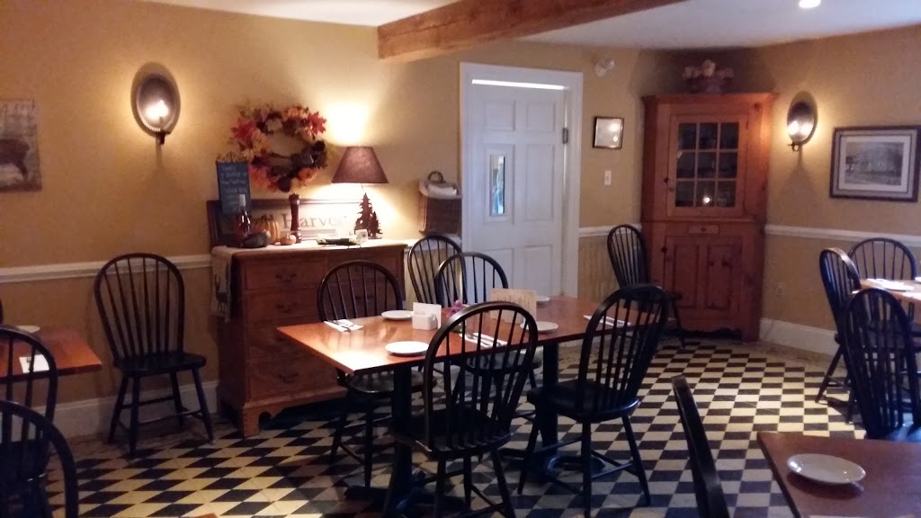 Tin Roof Mercantile & Cafe 6321 Hwy 7, Head of Chezzetcook, NS B0J