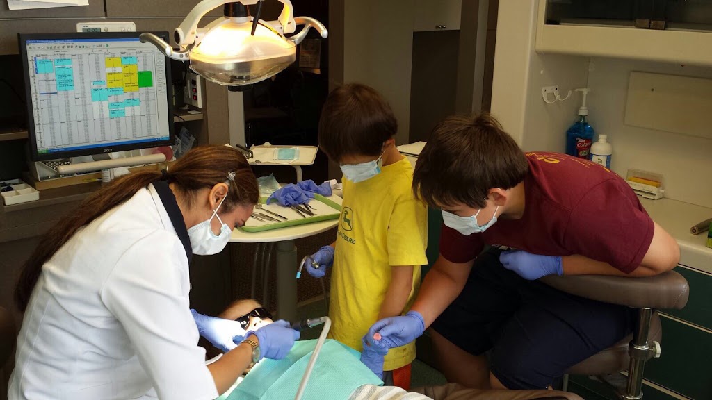 The Teal Umbrella Family Dental Healthcare | 1580 Merivale Rd Suite 200, Nepean, ON K2G 4B5, Canada | Phone: (613) 216-9296