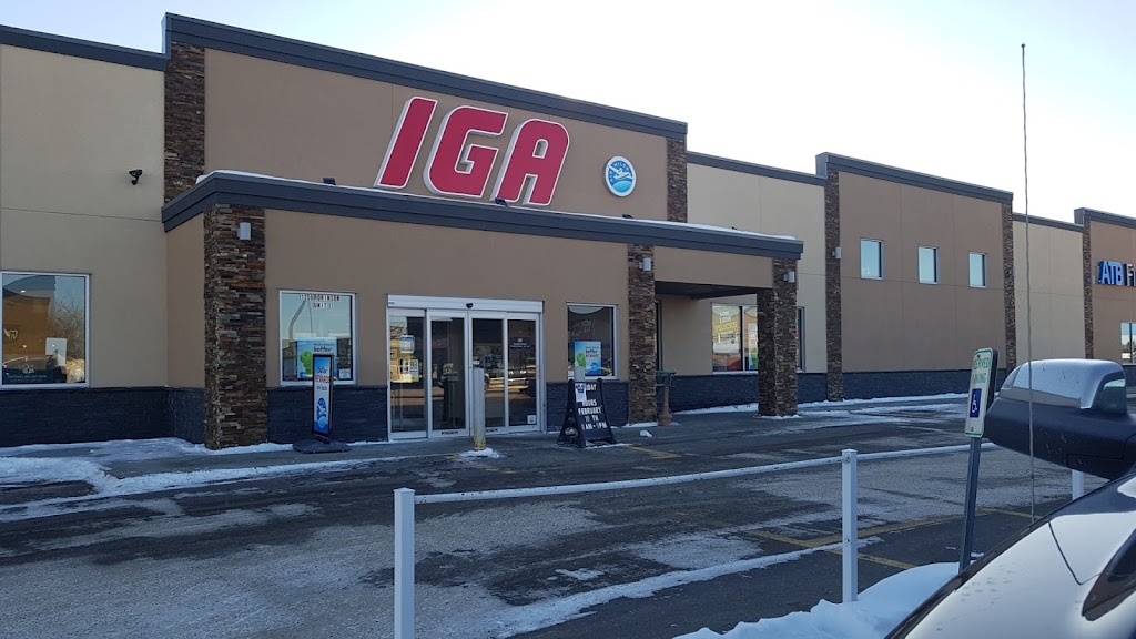 IGA Penhold | 1350 Robinson Ave, Penhold, AB T0M 1R0, Canada | Phone: (403) 886-5121