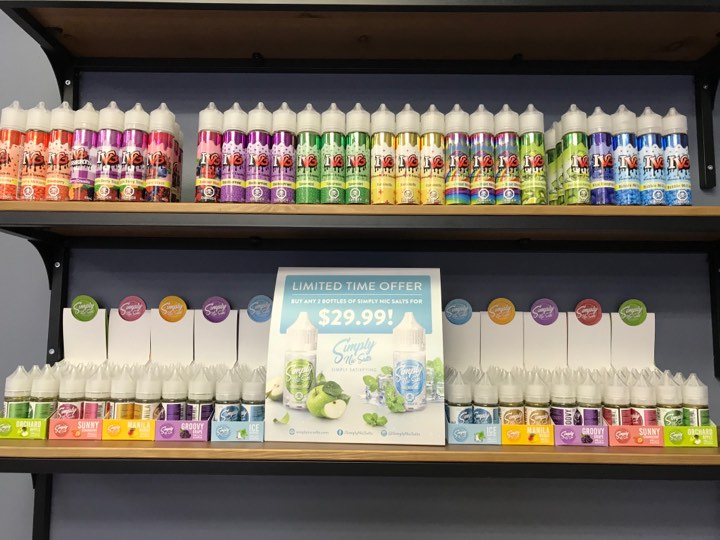 Silver Bridge Vapes | 353 Duckworth St Unit #3, Barrie, ON L4M 5C2, Canada | Phone: (705) 252-2777