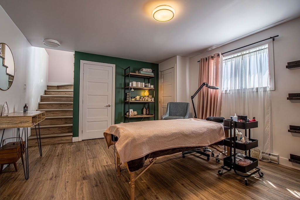 Esthetiques.al | 502 Rue St Louis, Saint-Cyrille-de-Wendover, QC J1Z 1S2, Canada | Phone: (819) 816-8577
