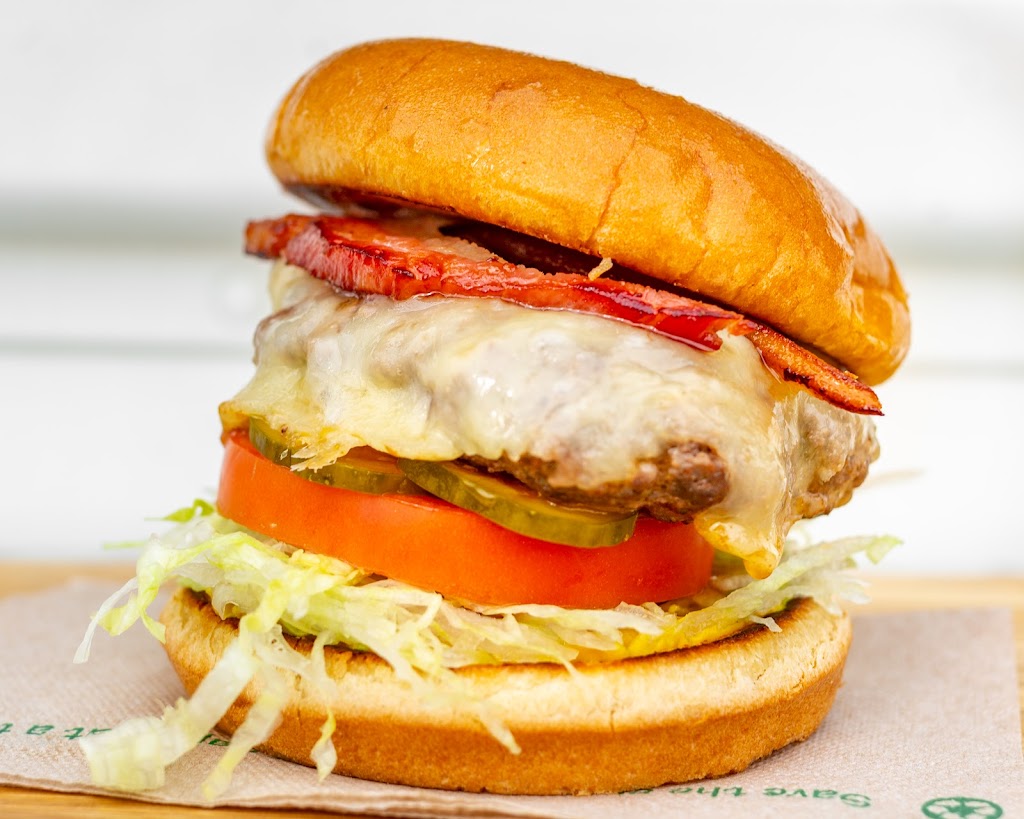 MARKET Street Eats | 200 Southridge Dr, Okotoks, AB T1S 0N8, Canada | Phone: (403) 880-7700