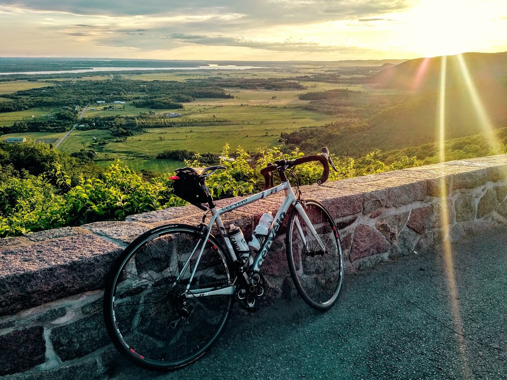 Champlain Lookout | Prom. Champlain, Luskville, QC J0X 2G0, Canada | Phone: (819) 827-2020