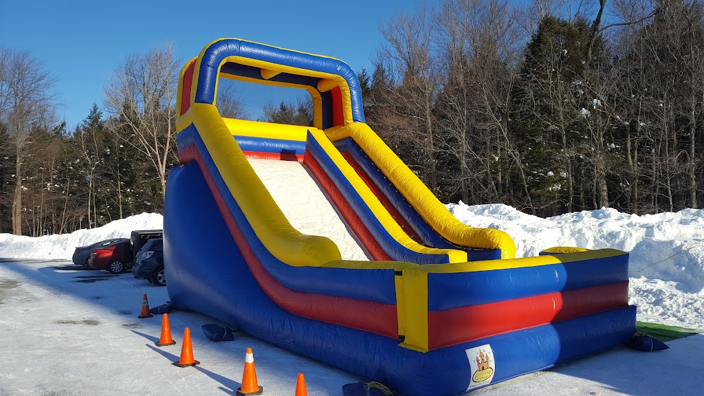Robert Lebel Sports Center | 995 Av. Simard, Chambly, QC J3L 4C7, Canada | Phone: (450) 658-8333