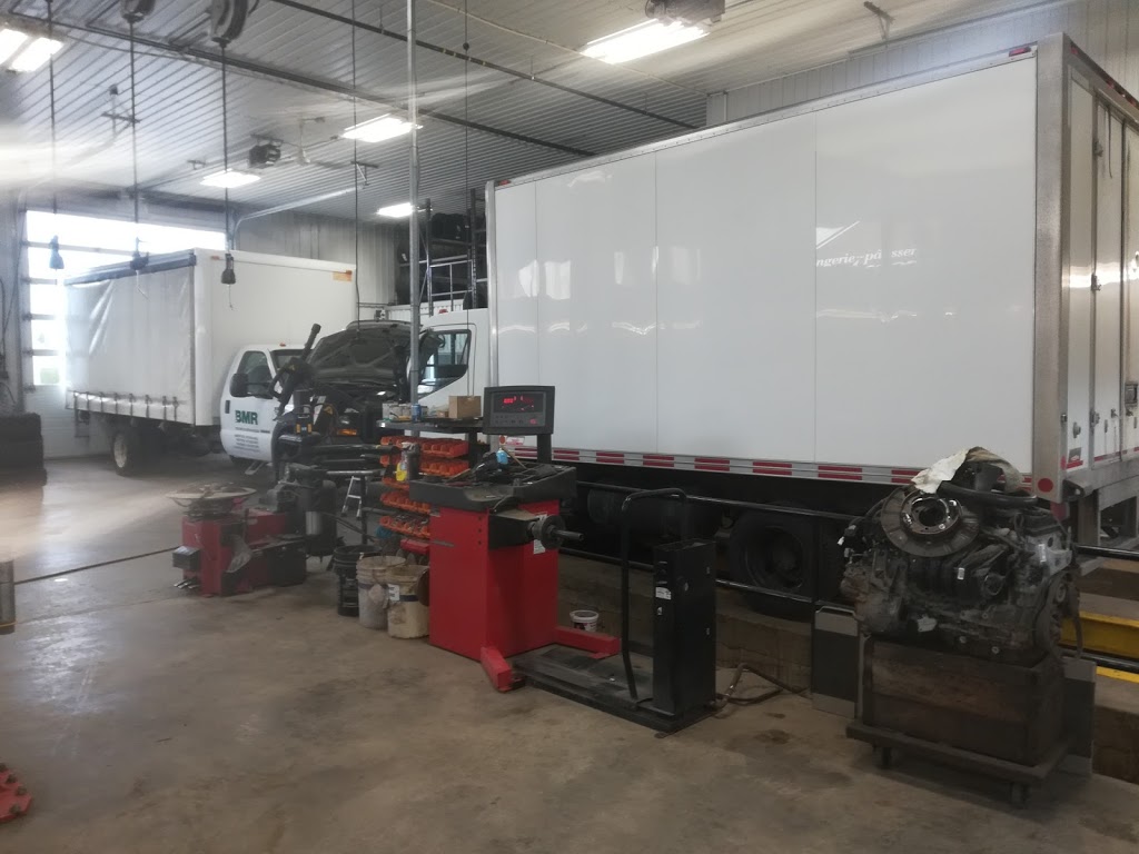 Autos N Marcoux Inc | 2409 Rue Notre Dame O, Victoriaville, QC G6T 2C7, Canada | Phone: (819) 752-2221