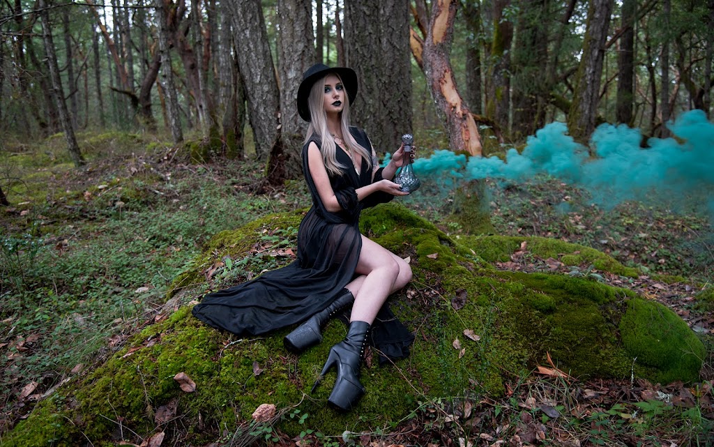 Just For Her Boudoir | Victoria, BC V9B 6A9, Canada | Phone: (250) 415-5071