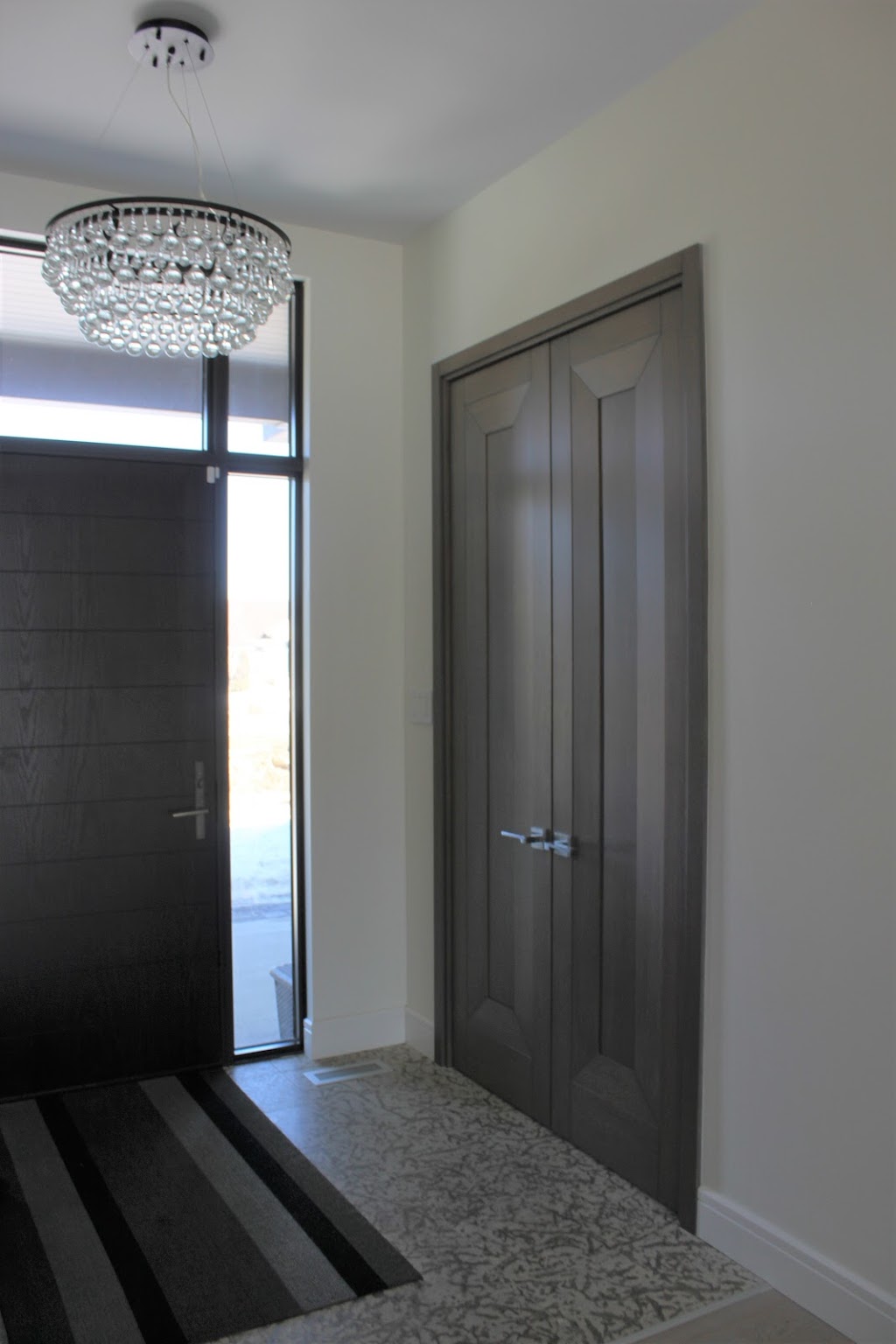 Two Degrees Interiors Inc. | 147 Provencher Blvd #104, Winnipeg, MB R2H 0G2, Canada | Phone: (204) 942-0996