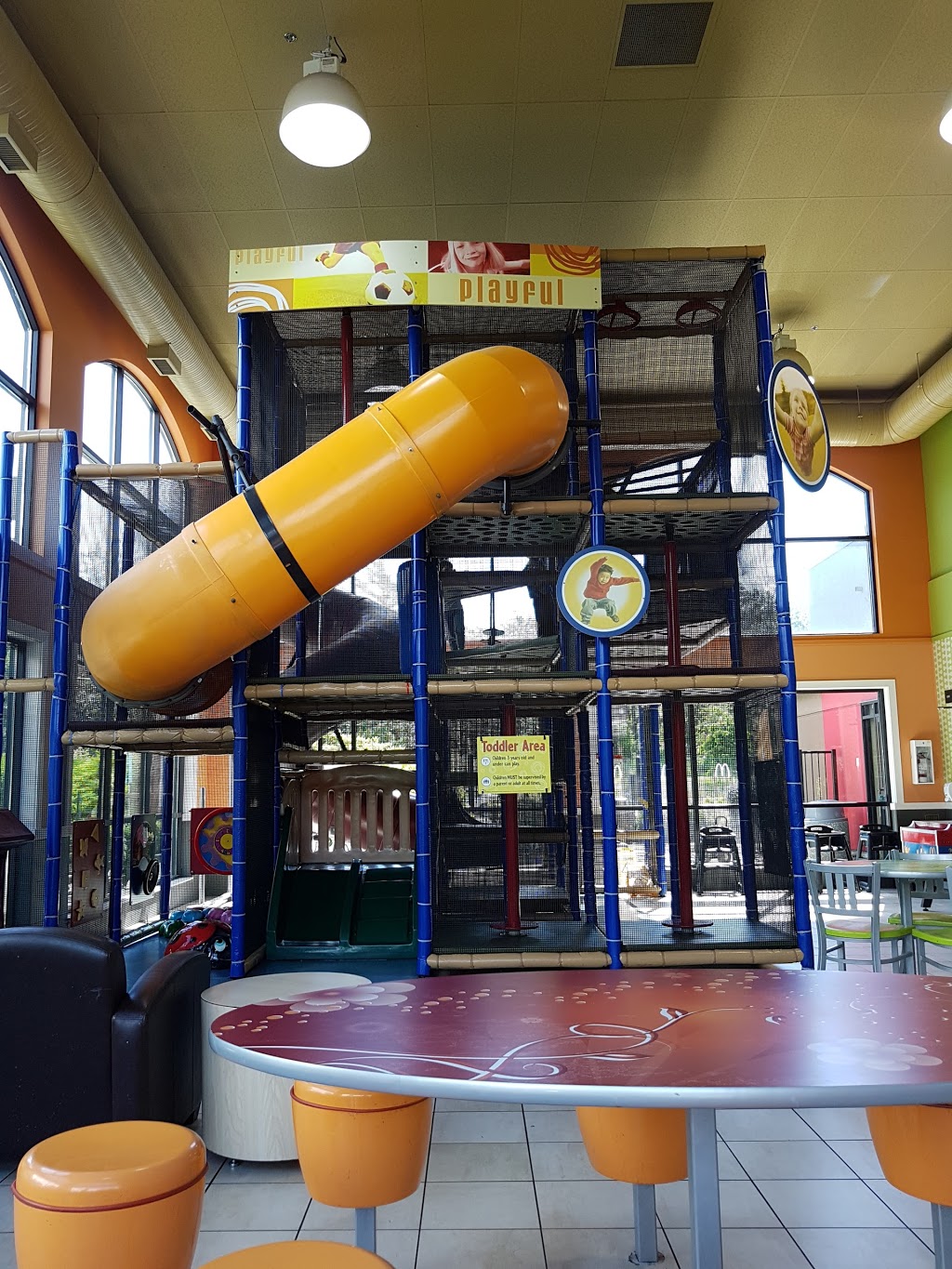 McDonalds | 1742 Island Hwy, Victoria, BC V9B 1H8, Canada | Phone: (250) 391-6860