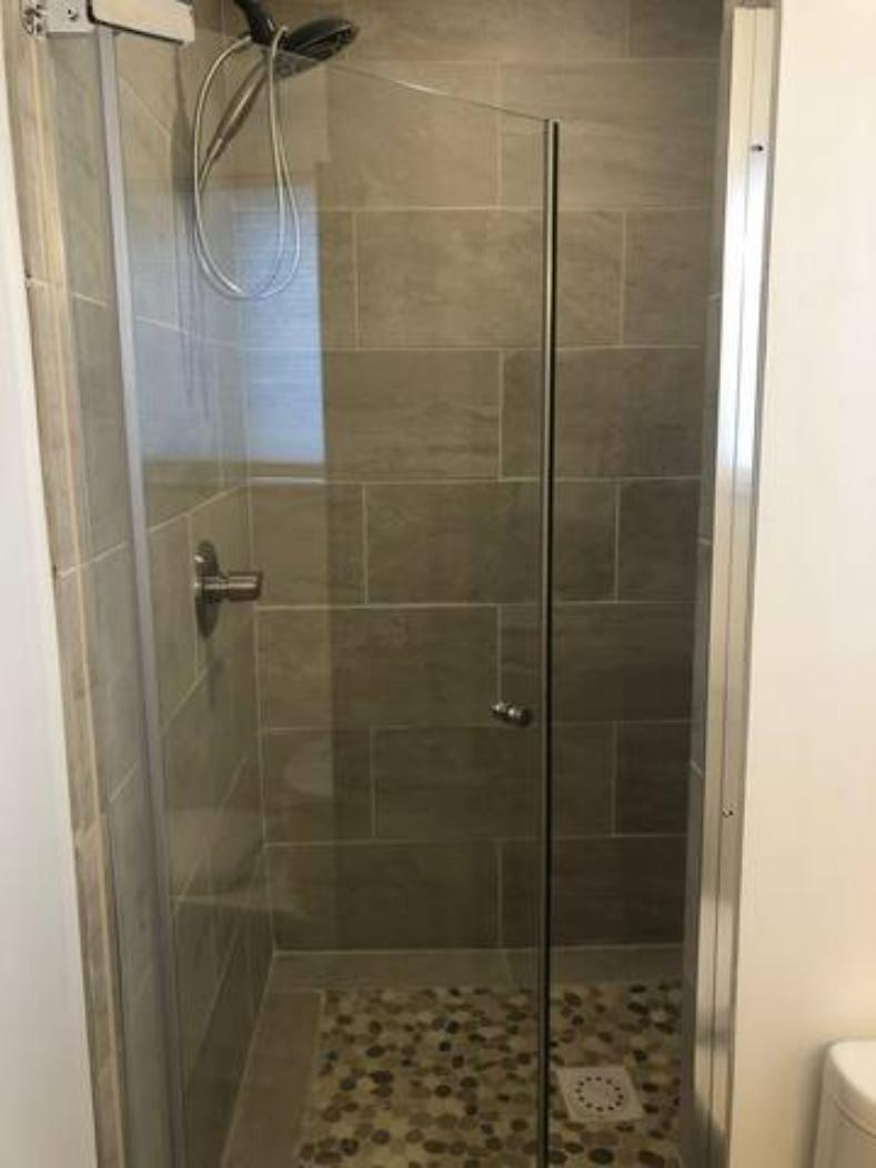 Port Franks Getaway - Golden Spa Suite | 7706 Clayton St #7702, Port Franks, ON N0M 2L0, Canada | Phone: (519) 312-8905