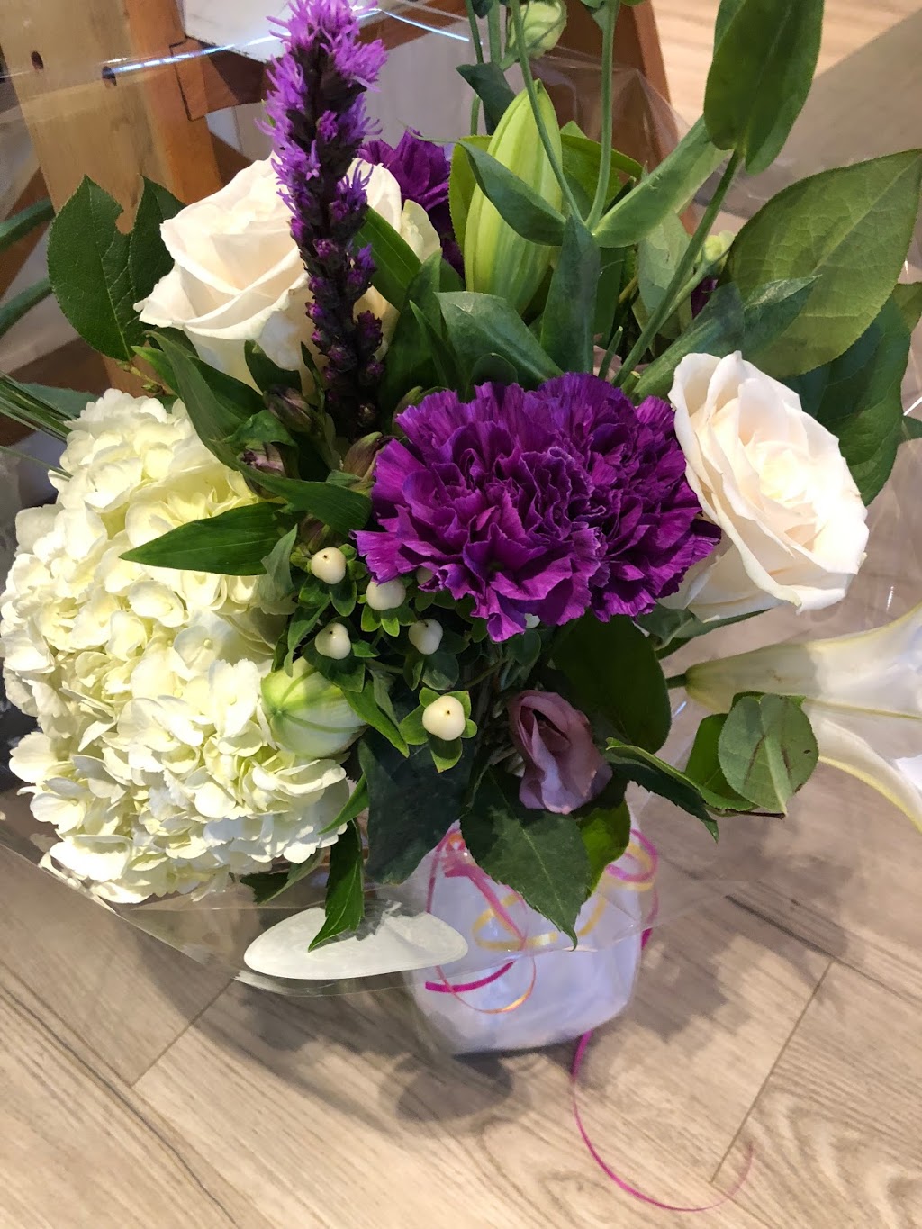 Elora St Flowers | 92 Elora St S, Harriston, ON N0G 1Z0, Canada | Phone: (519) 510-2445