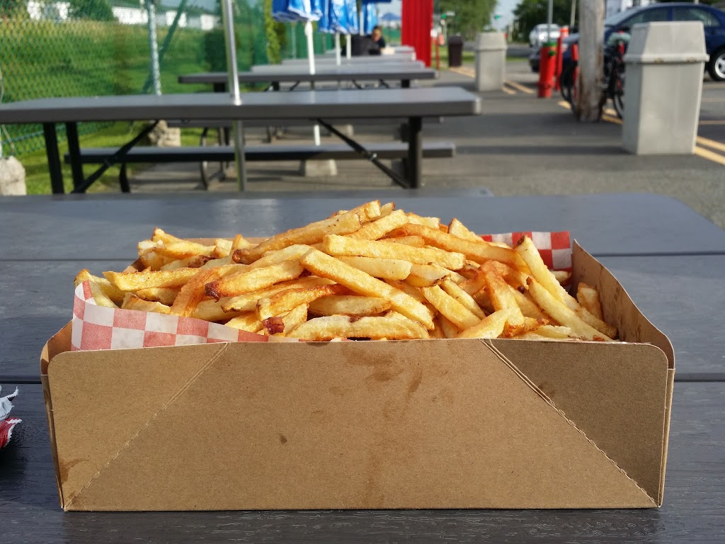 Restaurant M. Patate | 1607 Rte Marie-Victorin, Varennes, QC J3X 1P7, Canada | Phone: (450) 652-5528