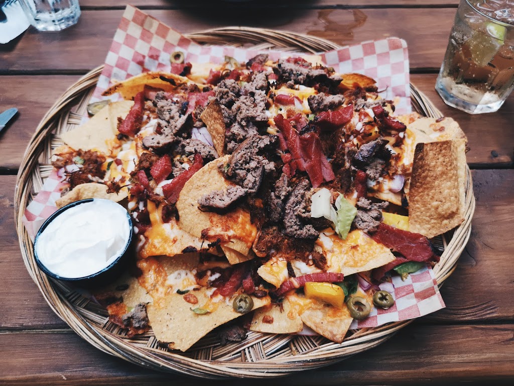 Bistro Manchester | 474 Route 105, Chelsea, QC J9B 1L2, Canada | Phone: (819) 827-7727