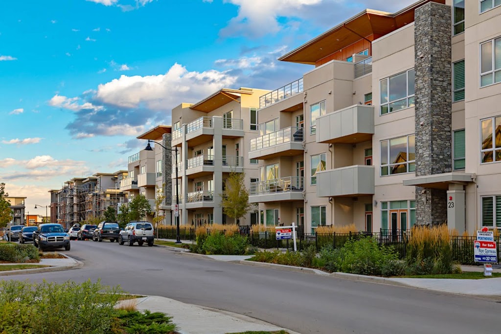 Currie Green | 150 Dieppe Drive SW, Calgary, AB T3E 7L5, Canada | Phone: (403) 369-6000
