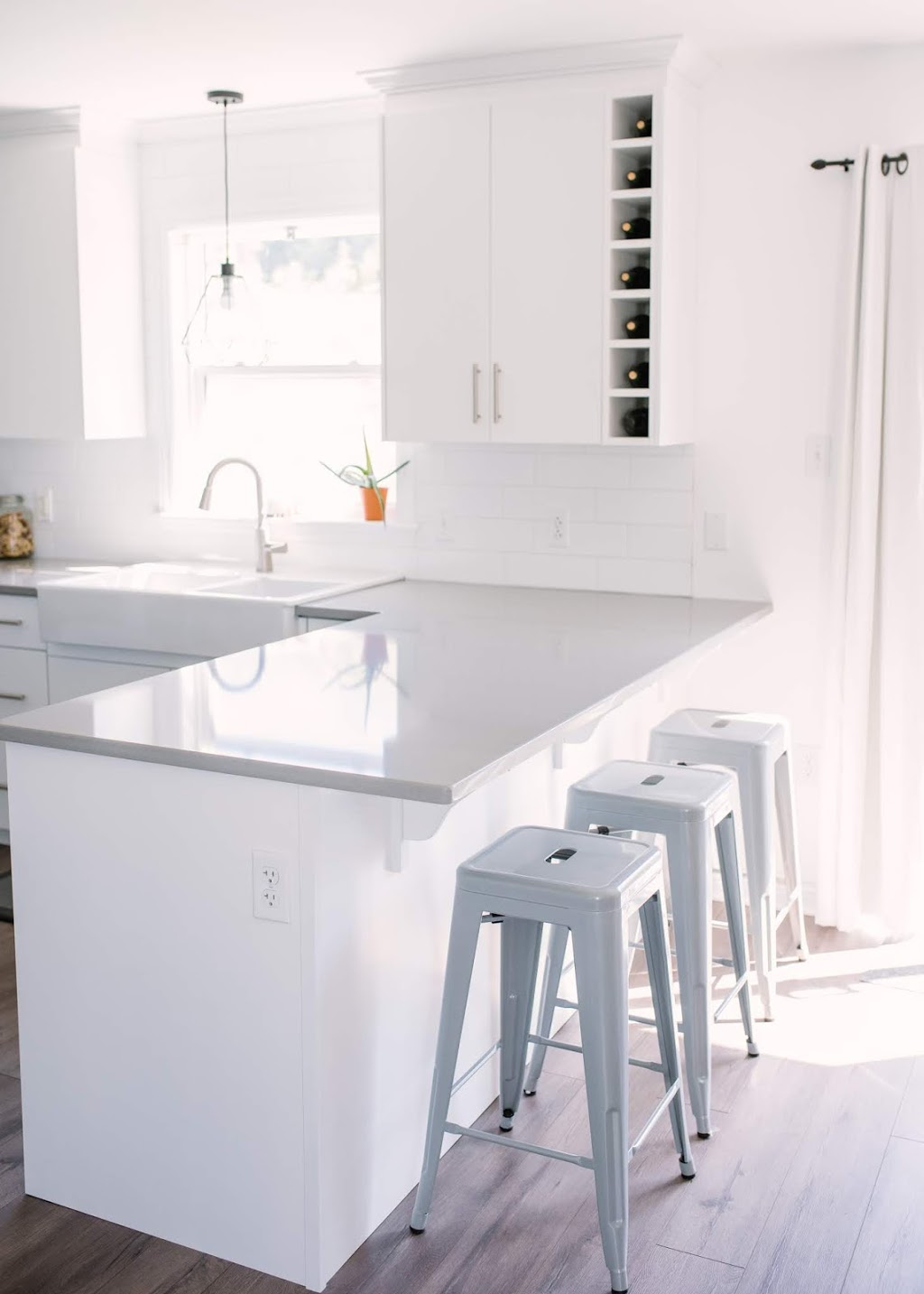 MCK Kitchen & Bath | 19 Akerley Blvd, Dartmouth, NS B3B 1J7, Canada | Phone: (902) 468-6453