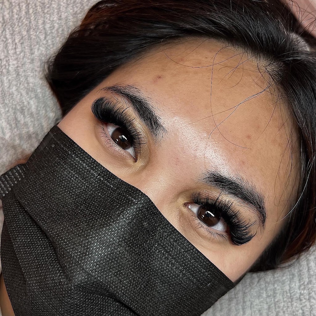 Angelic Lashes by her | 4750 Rutherford Rd, Nanaimo, BC V9T 4K6, Canada | Phone: (250) 619-9942
