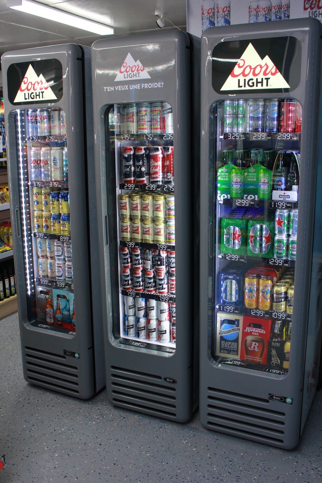 Depanneur lafleche | 3343 Rue Elizabeth, Saint-Hubert, QC J4T 3B2, Canada | Phone: (450) 678-0177